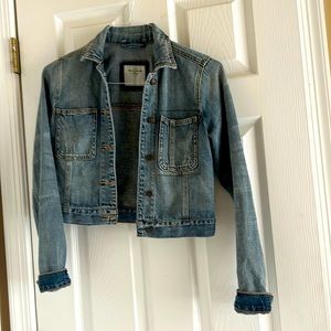 Abercrombie cropped denim jacket